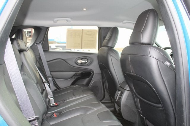 2023 Jeep Cherokee Altitude Lux