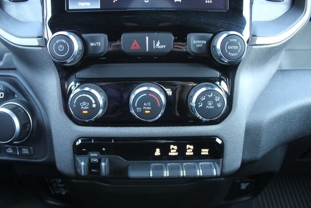 2026 RAM 1500 Warlock Crew Cab 4x4 5'7" Box