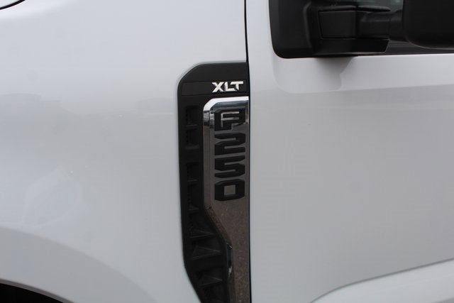 2025 Ford Super Duty F-250 SRW XL