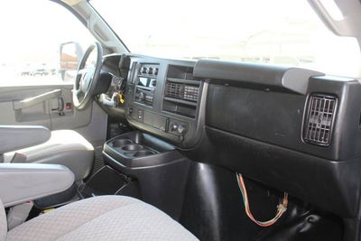 2017 Chevrolet Express Cutaway 3500 3500 VAN 139"