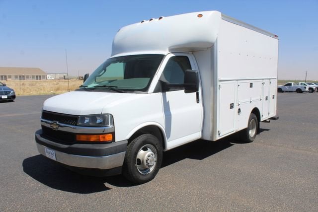 2017 Chevrolet Express Cutaway 3500 3500 VAN 139"