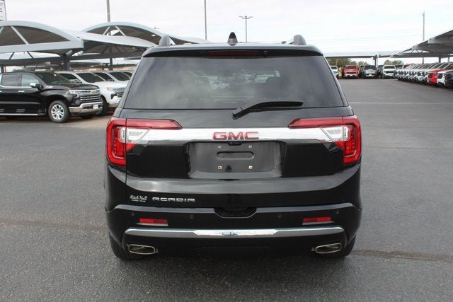 2023 GMC Acadia Denali