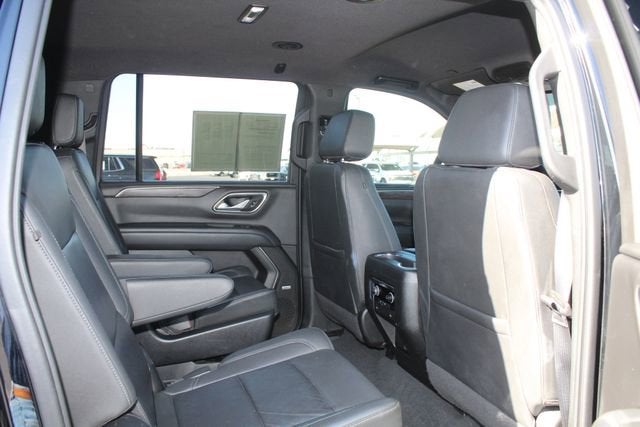 2022 Chevrolet Suburban LT