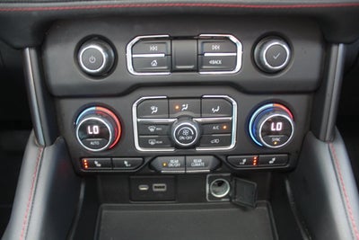 2022 Chevrolet Suburban RST