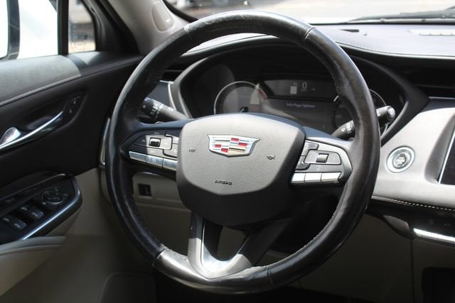 2021 Cadillac XT4 Luxury