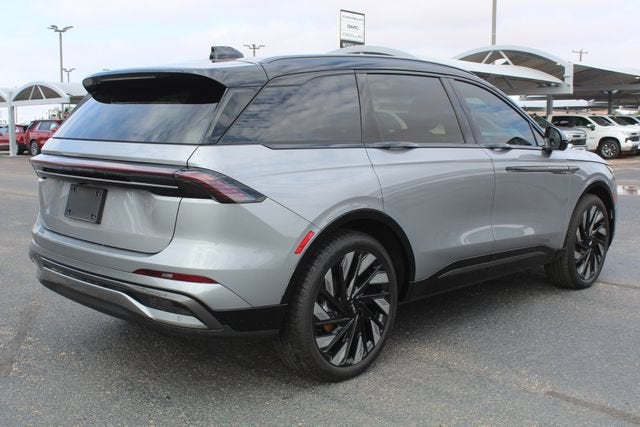 2025 Lincoln Nautilus Reserve