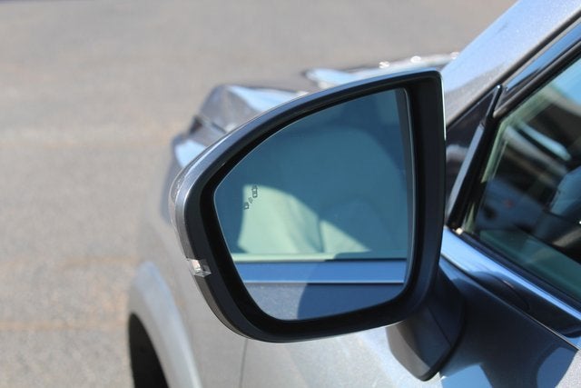 2023 Nissan Pathfinder SV