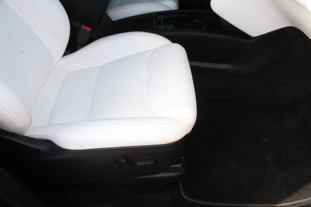 2020 Tesla Model X Long Range