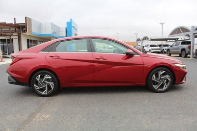 2024 Hyundai Elantra Limited