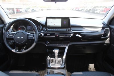 2022 Kia Seltos EX