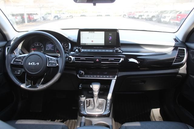 2022 Kia Seltos EX