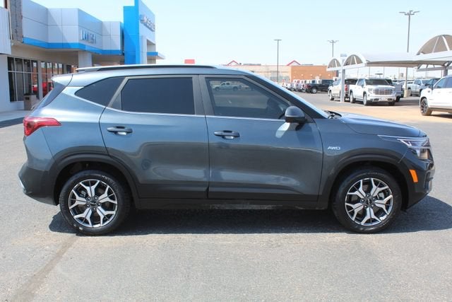 2022 Kia Seltos EX