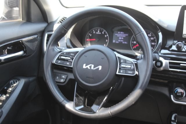 2022 Kia Seltos EX